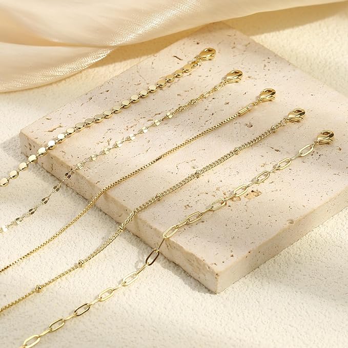 Dochais 5-Piece Womens Gold Bracelet Set